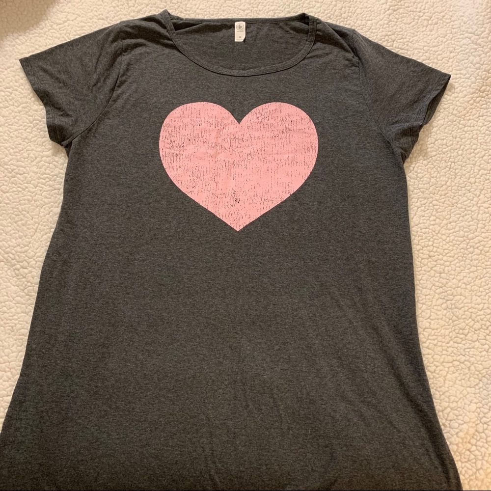 3x tshirt sleep shirt Gray w/heart
